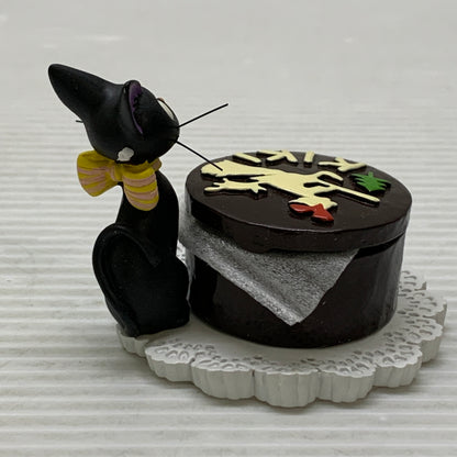 【中古品】 魔女の宅急便 小物入れ キキ チョコケーキ アクセサリーケース スタジオジブリ 黒猫 039-260703-em-20-min 万代Net店