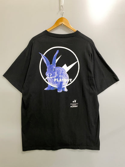 【中古品】【メンズ】 FRAGMENT DESIGN フラグメントデザイン × PLAYBOY PRINT TEE プレイボーイ プリントTシャツ 半袖Tシャツ トップス 142-260623-yn-05-min サイズ：XXL カラー：ブラック 万代Net店