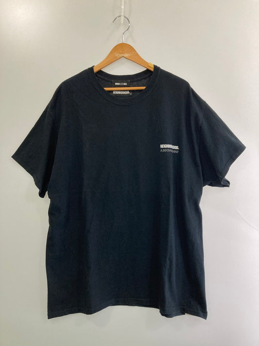 【中古品】【メンズ】 NEIGHBORHOOD ネイバーフッド × WIND AND SEA ウィンダンシー 別注 コラボ PRINT TEE 211ELWSN-STM02S プリントTシャツ トップス 142-260327-SH-11-min サイズ：XL カラー：ブラック 万代Net店