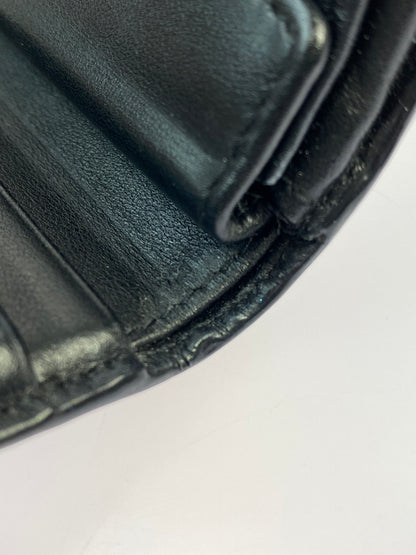 【中古品】【メンズ/レディース】 JIMMY CHOO ジミーチュウ JC LOGO 二つ折り財布 181-260713-KS-09-min カラー：ブラック 万代Net店