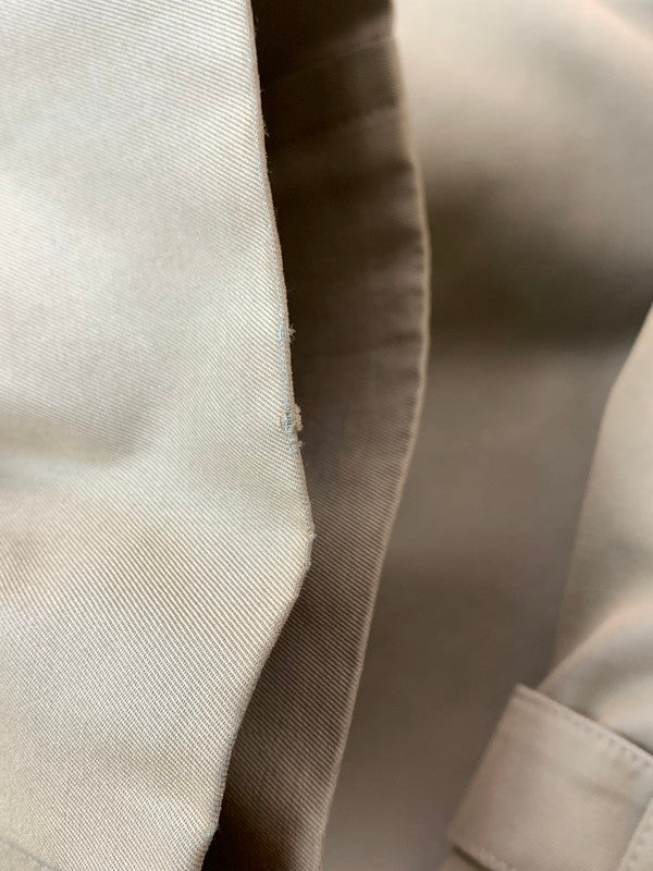 【現状渡し品】【メンズ】 Burberrys バーバリーズ 83-902-41 TRENCH COAT トレンチコート アウター 141-260402-KS-01-min サイズ：不明 カラー：オリーブ系 万代Net店