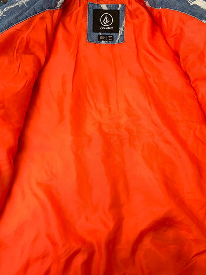 【中古品】【メンズ】 VOLCOM ボルコム FERGADELIC JACKET ファーガデリック ジャケット メンズ アウター プリント 142-260403-em-09-min サイズ：M カラー：ライトブルー 万代Net店