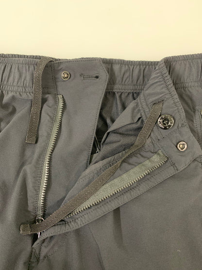 【中古品】【メンズ】 STONE ISLAND ストーンアイランド L1S153100048S0375 PATCH DETAIL TRACK PANTS パッチディテール トラックパンツ メンズ ボトムス 152-260407-KS-03-min サイズ：W32 カラー：ブラック 万代Net店