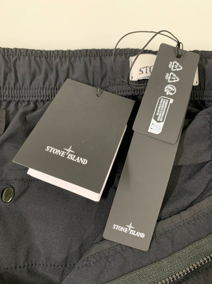 【中古品】【メンズ】 STONE ISLAND ストーンアイランド L1S153100048S0375 PATCH DETAIL TRACK PANTS パッチディテール トラックパンツ メンズ ボトムス 152-260407-KS-03-min サイズ：W32 カラー：ブラック 万代Net店
