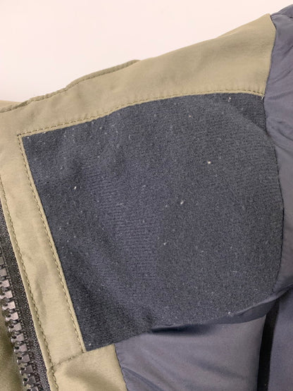 【中古品】【メンズ】 THE NORTH FACE ザ・ノースフェイス MOUNTAIN DOWN JACKET ND91930 マウンテンダウンジャケット アウター 144-260412-SH-12-min サイズ：L カラー：オリーブ/ブラック 万代Net店