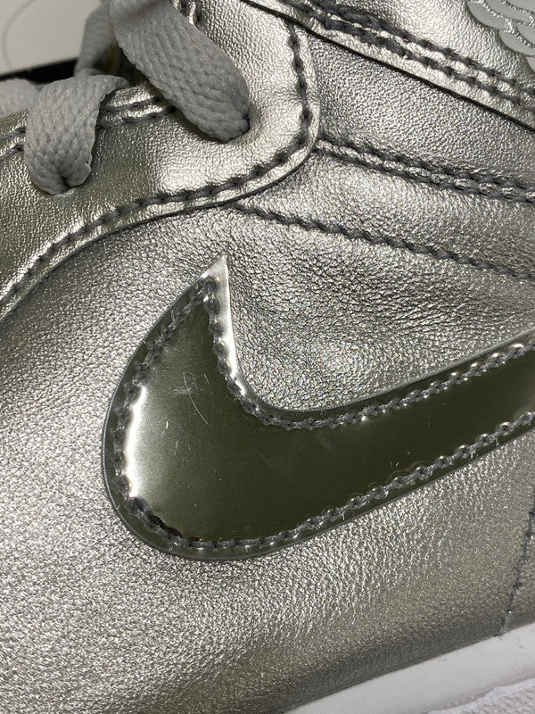 【中古美品】【メンズ】 NIKE ナイキ AIR JORDAN 1 HIGH GOLF GIFT GIVING FD6815-001 エアジョーダン1 ハイ ゴルフ ギフト ギヴィング 靴 シューズ スニーカー 160-260414-KS-18-min サイズ：27cm US9 カラー：シルバー 万代Net店