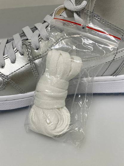 【中古美品】【メンズ】 NIKE ナイキ AIR JORDAN 1 HIGH GOLF GIFT GIVING FD6815-001 エアジョーダン1 ハイ ゴルフ ギフト ギヴィング 靴 シューズ スニーカー 160-260414-KS-18-min サイズ：27cm US9 カラー：シルバー 万代Net店