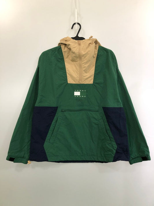 【中古品】【メンズ】 TOMMY JEANS トミー ジーンズ NYLON PULLOVER JACKET ナイロン プルオーバー ジャケット アウター 147-260415-AS-8-min サイズ：S カラー：グリーン/ベージュ 万代Net店