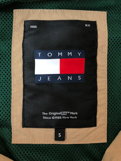 【中古品】【メンズ】 TOMMY JEANS トミー ジーンズ NYLON PULLOVER JACKET ナイロン プルオーバー ジャケット アウター 147-260415-AS-8-min サイズ：S カラー：グリーン/ベージュ 万代Net店