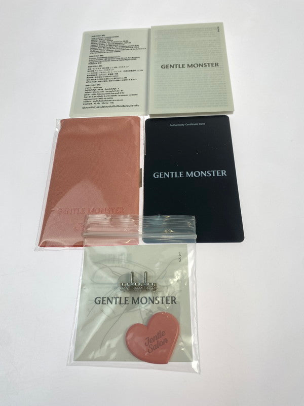 【中古品】【レディース】 GENTLE MONSTER x JENNIE BABY PONY-BR3 SUNGLASSES ジェントルモンスター ジェニー ベビー ポニー サングラス アイウェア 203-260417-yn-23-min サイズ：53□21 146 カラー：ブラウン 万代Net店
