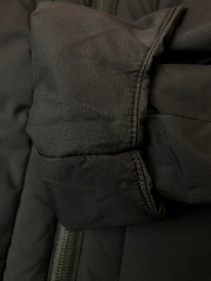 【中古品】【メンズ】 DESCENTE ALLTERRAIN デサント オルテライン HEAT CIRCULATION IN-DOWN DU5FWBA5M ヒートサーキュレーション インダウン ナイロンジャケット メンズ 144-260416-KS-22-min サイズ：L カラー：ブラック 万代Net店