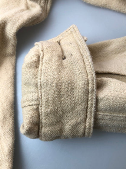 【中古品】【メンズ】 patagonia パタゴニア 19年製 LONG-SLEEVED NATURAL DYE FJORD FL 53510 2019年 パタゴニア メンズ ロングスリーブ ナチュラル ダイ フィヨルド 144-260416-KS-33-min サイズ：S カラー：ベージュ 万代Net店