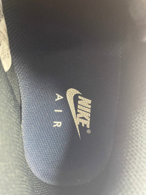 【中古美品】【メンズ】 NIKE ナイキ AIR FORCE 1 ’07 LV8 IM6001-475 エアフォース1 スニーカー 靴 160-260417-yn-10-min サイズ：26.5cm US8.5 カラー：DARK OBSIDIAN/DARK OBSIDIAN 万代Net店