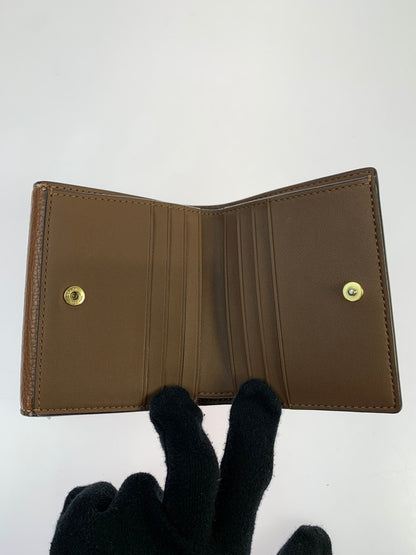 【中古品】【メンズ/レディース】 COACH コーチ SMALL MORGAN WALLET”COLORBLOCK SIGNATURE CF472 スモール モーガン ウォレット カラーブロック シグネチャー 二つ折り財布 ウォレット 181-260424-em-08-min カラー：ブラウン系 万代Net店