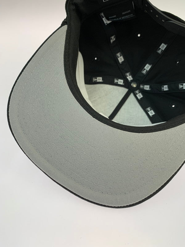 【中古品】【メンズ/レディース】 NEW ERA ニューエラ × INDEPENDENT インディペンデント SNAPBACK CAP スナップバック キャップ 帽子 185-260424-em-16-min カラー：ブラック 万代Net店