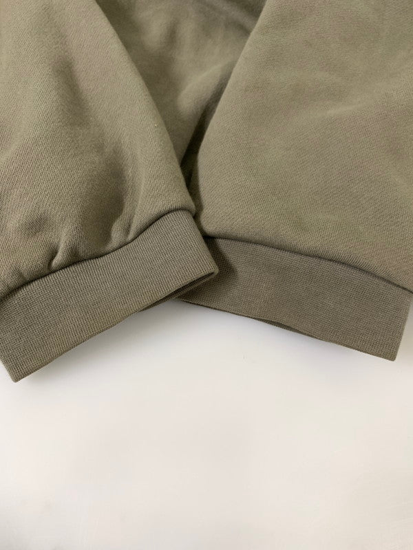 【中古品】【メンズ】 FEAR OF GOD ESSENTIALS フィア オブ ゴッド エッセンシャルズ STATE HOODIE ステート フーディー パーカー メンズ トップス 142-260424-em-35-min サイズ：S カラー：カーキ 万代Net店