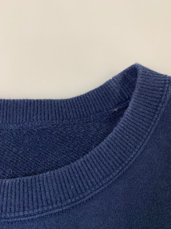【中古品】【メンズ】 UNIFORM EXPERIMENT ユニフォームエクスペリメント FRAGMENT DESIGN SWEAT SHIRT UE-230002 23SS フラグメントデザイン スウェットシャツ 長袖 トレーナー メンズ トップス 142-260424-em-25-min カラー：ネイビー 万代Net店