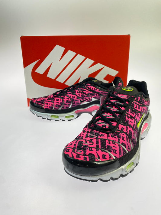 【中古美品】【メンズ】 NIKE ナイキ AIR MAX PLUS MERCURIAL XXV FJ4883-001 エアマックス プラス マーキュリアル 25 靴 シューズ スニーカー SNEAKER 160-260422-KS-05-min サイズ：28.5cm US10.5 カラー：ブラック/ピンク 万代Net店