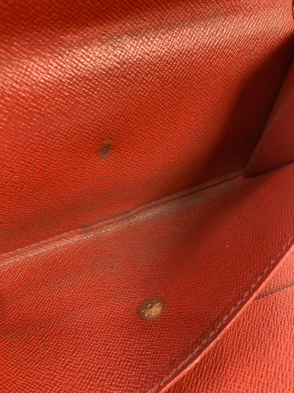 【現状渡し品】【メンズ/レディース】 LOUIS VUITTON ルイ・ヴィトン M6371E エピ ポルトトレゾール エテュイ パピエ CA0071 長財布 ロングウォレット 179-260424-em-09-min カラー：レッド 万代Net店