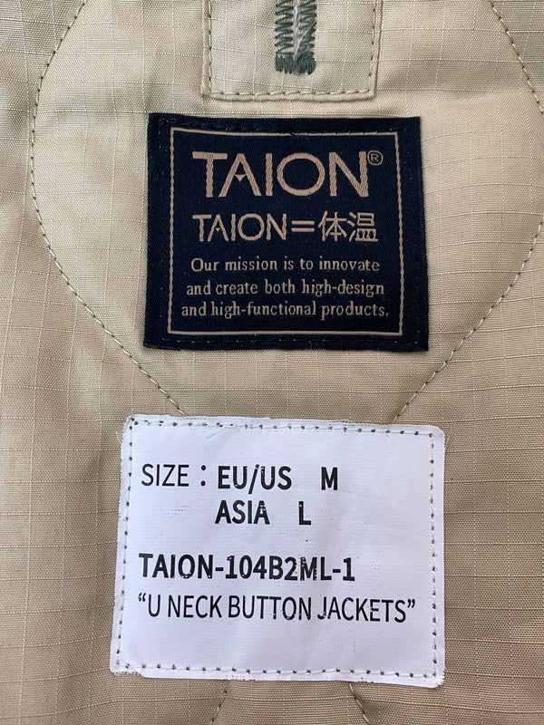 【中古品】【メンズ】 TAION タイオン ミリタリー クルーネック ダウンジャケット TAION-104B2ML-1 モッズコート メンズ アウター ミリタリー 144-260521-em-17-min サイズ：L カラー：オリーブグリーン 万代Net店