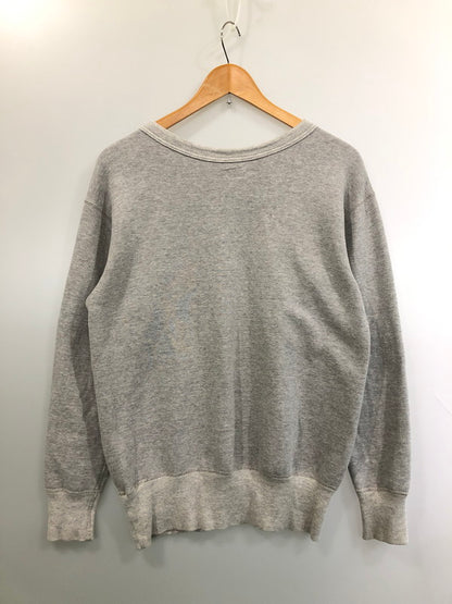 【中古品】【メンズ】 DUBBLE WORKS ダブルワークス 3段ロゴ ALL AIR FORCE BOXING TEAM 前V SWEAT スウェット 145-260426-zi-09-min サイズ：M カラー：グレー 万代Net店