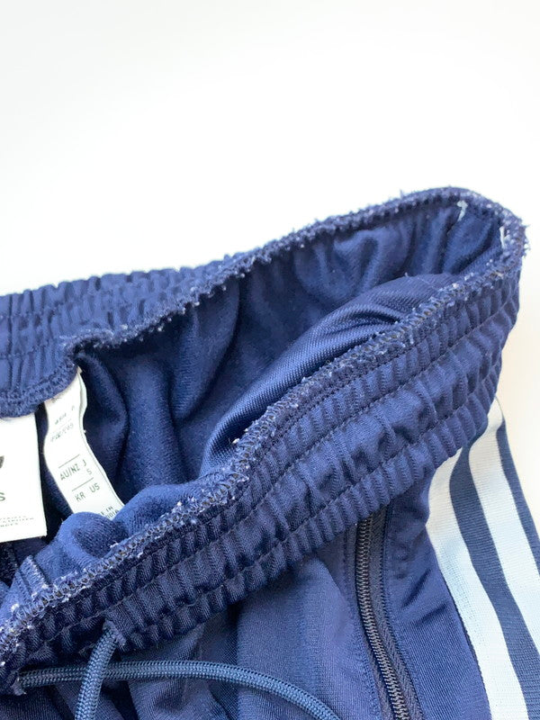 【中古品】【メンズ】 ADIDAS アディダス IK9153 CLASSIC TRACKPANT NINDIG クラシック トラックパンツ ナイトインディゴ ジャージ ボトムス 159-260610-kt-20-min サイズ：S カラー：ネイビー系 万代Net店