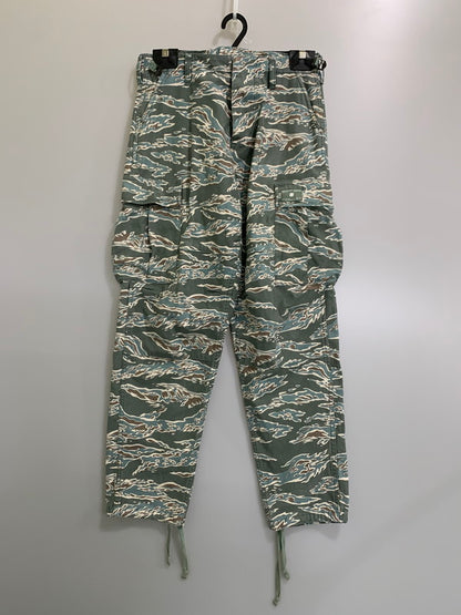 【中古品】【メンズ】 UNDEFEATED アンディフィーテッド CARGO PANTS カーゴパンツ メンズ ボトムス 153-260424-em-31-min サイズ：W30 カラー：グリーン系 万代Net店