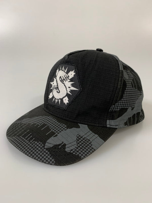 【中古品】【メンズ/レディース】 STUSSY ステューシー HEAD GEAR S LOGO 6PANEL CAP DIGITAL CAMO ヘッドギア エスロゴ シックスパネルキャップ デジタルカモ 帽子 185-260430-em-08-min カラー：ブラック/グレー 万代Net店