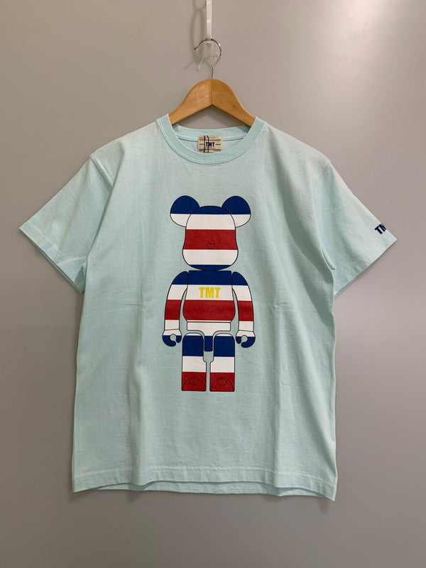 【中古品】【メンズ】 TMT ティーエムティー × BE@RBRICK ベアブリック 別注 コラボ HEAVY JERSEY S/SL TEE ヘビージャージー ショートスリーブシャツ トップス 140-260425-SH-22-min サイズ：M カラー：マルチカラー 万代Net店