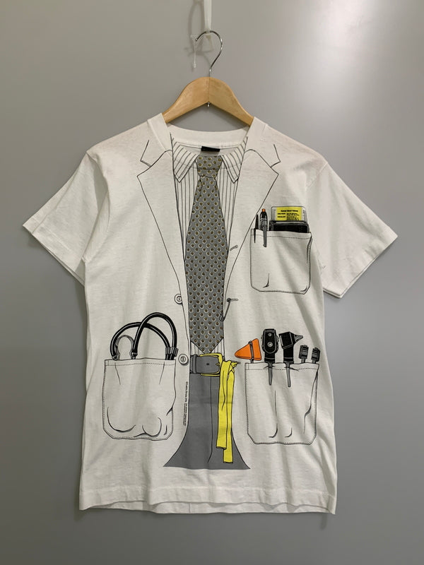 【中古品】【メンズ】 LESLIE ARWIN レズリー・アーウィン 90S DOCTOR COAT TEE 90S DOCTOR COAT TEE 90年代 ドクター・コート Tシャツ メンズ トラックトップ半袖 146-260505-em-43-min サイズ：M カラー：ホワイト 万代Net店