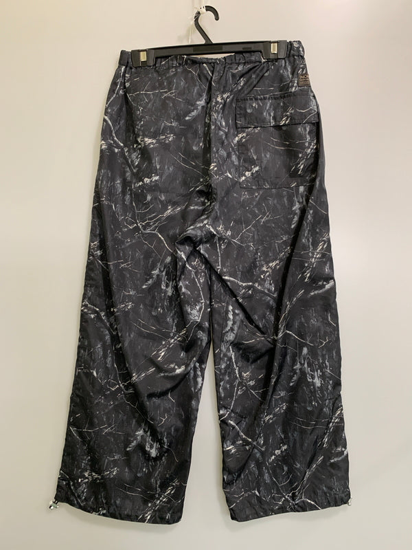 【中古品】【メンズ】 TAION タイオンノーダウン ミリタリー リバーシブル ワイドパンツ TAION-R139NDML-1 メンズ ボトムス リバーシブル 155-260505-em-33-min サイズ：L カラー：ブラック系/オリーブ 万代Net店