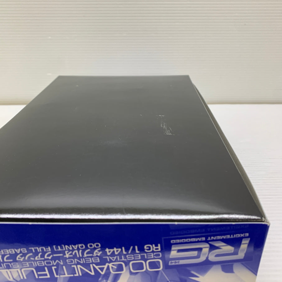 【中古品】 RG ダブルオークアンタ フルセイバー プラモデル ガンプラ バンダイ 058-260529-em-03-min 万代Net店