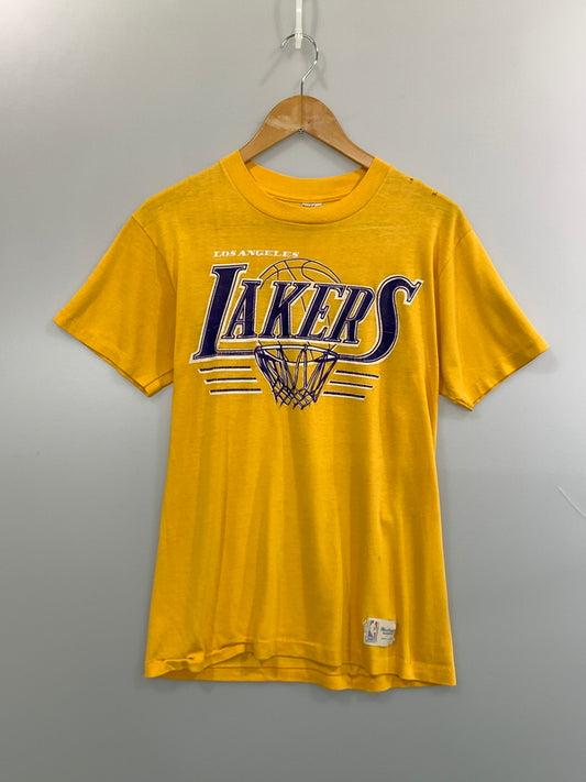 【現状渡し品】【メンズ】 LAKERS レイカーズ 80-90'S PRINT TEE 半袖Tシャツ ショートスリーブ ヴィンテージ 146-260719-AS-59-min サイズ：L カラー：イエロー 万代Net店