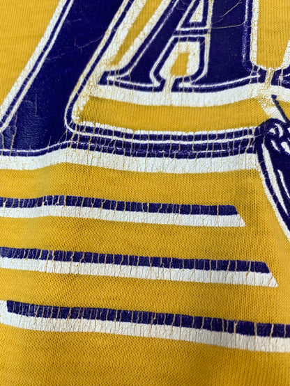 【現状渡し品】【メンズ】 LAKERS レイカーズ 80-90'S PRINT TEE 半袖Tシャツ ショートスリーブ ヴィンテージ 146-260719-AS-59-min サイズ：L カラー：イエロー 万代Net店