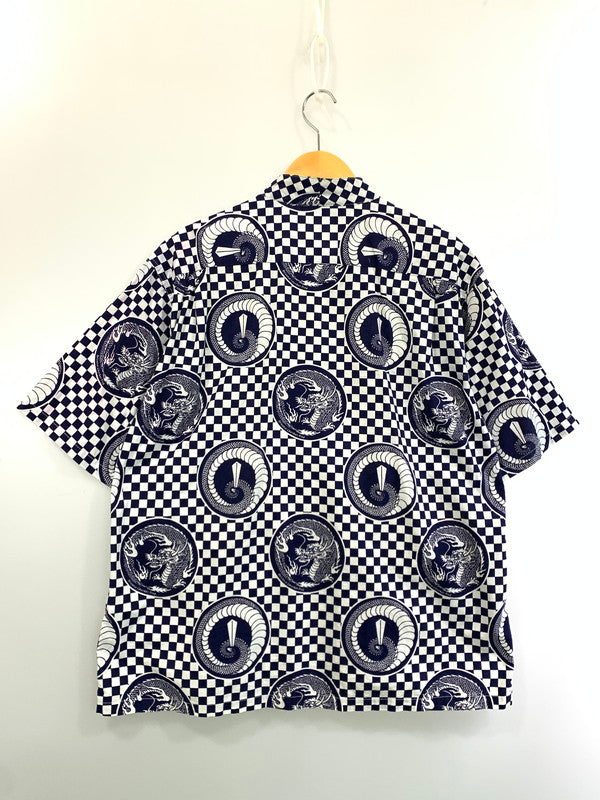 【中古品】【メンズ】 Sasquatchfabrix. サスクワァッチファブリックス × BEAMS ビームス 別注 コラボ 16SS 龍 チェッカーフラッグシャツ 16SS-SY5-030 半袖 トップス 140-260429-kk-22-min サイズ：L カラー：ネイビー 万代Net店