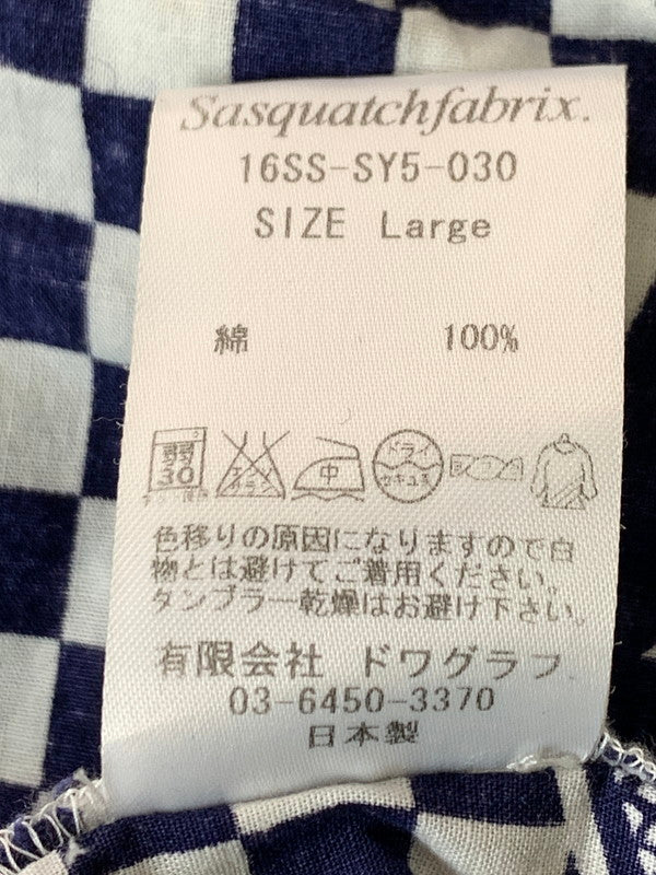 【中古品】【メンズ】 Sasquatchfabrix. サスクワァッチファブリックス × BEAMS ビームス 別注 コラボ 16SS 龍 チェッカーフラッグシャツ 16SS-SY5-030 半袖 トップス 140-260429-kk-22-min サイズ：L カラー：ネイビー 万代Net店