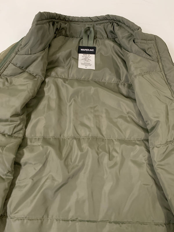 【中古品】【メンズ】 WAIPER ワイパー LIGHT PUFF PRIMALOFT VEST WP1080 ライトパフ プリマロフト ベスト メンズ ミリタリー 145-260505-em-36-min サイズ：XL カラー：カーキ 万代Net店