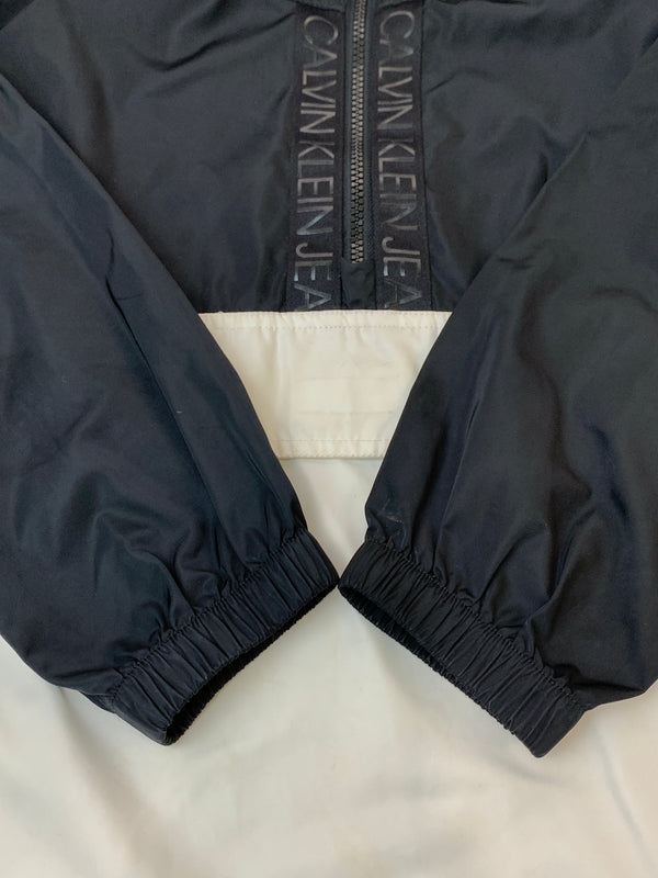 【中古品】【メンズ】 CALVIN KLEIN JEANS カルバンクライン ジーンズ ANORAK PARKA アノラック パーカー メンズ アウター 141-260518-em-10-min サイズ：M カラー：ブラック/ホワイト 万代Net店