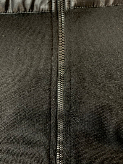 【中古品】【メンズ】 MONCLER モンクレール × FRAGMENT DESIGN フラグメントデザイン 別注 コラボ 22AW NYLON STRIPES ZIP UP H209U8G00003 ナイロン ストライプス ジップアップ パーカー トップス 141-260429-kk-20-min サイズ：M カラー：ブラック 万代Net店