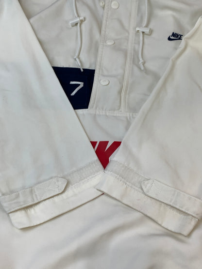 【中古品】【メンズ】 NIKE ナイキ DA0367-133 REISSUE WALLIWAW WOVEN JACKET ウーブンジャケット アウター 148-260508-AS-19-min サイズ：L カラー：ホワイト 万代Net店