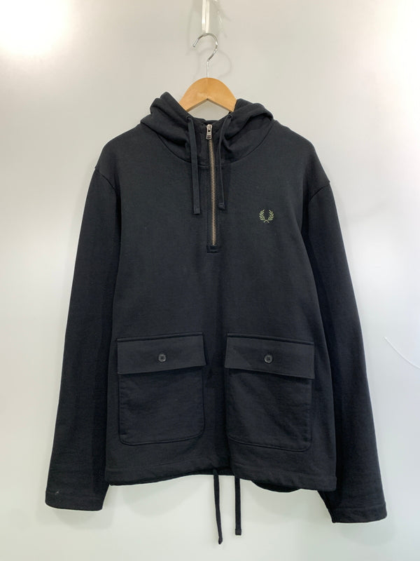 【中古品】【メンズ】 FRED PERRY フレッドペリー M8709 HEAVY WEIGHT PULLOVER SWEAT プルオーバーパーカー 141-260508-AS-20-min サイズ：M カラー：ブラック 万代Net店