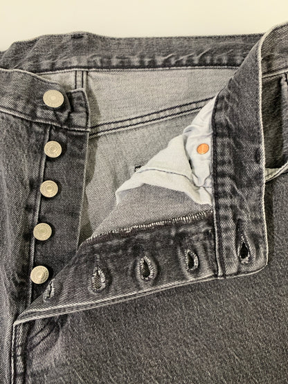 【中古品】【メンズ】 LEVI'S リーバイス 79830-0011 93 STRAIGHT 501 DENIM PANT ストレートデニムパンツ ジーンズ 158-260615-kt-19-min サイズ：W34L32 カラー：ブラック系 万代Net店