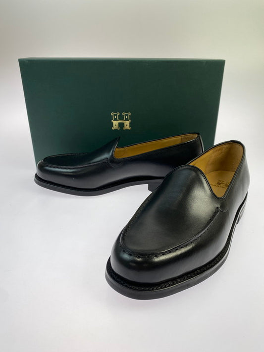 【中古美品】【メンズ】 HARROGATE ハロゲイト BARBICAN-VENETIAN LOAFER 26SS バービカン ベネチアン ローファー 靴 モカシン シューズ メンズ 164-260430-em-62-min サイズ：UK9 カラー：ブラック 万代Net店