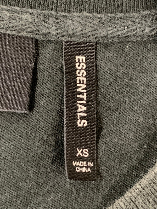 【中古品】【メンズ】 ESSNTIALS エッセンシャルズ LOGO L S TEE ロゴ 長袖 Tシャツ メンズ トップス 142-260430-em-21-min サイズ：XS カラー：ダークグリーン 万代Net店