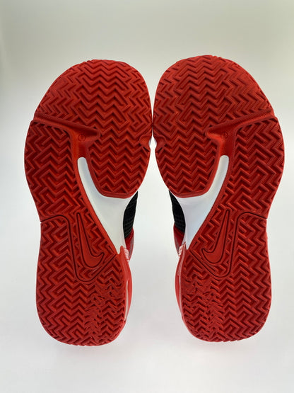 【中古品】【メンズ】 NIKE ナイキ LEBRON WITNESS 7 DM1123-005 レブロン ウィットネス7 スニーカー メンズ シューズ 靴 160-260505-em-06-min サイズ：26.5cm カラー：ブラック/ユニバーシティレッド/ホワイト 万代Net店