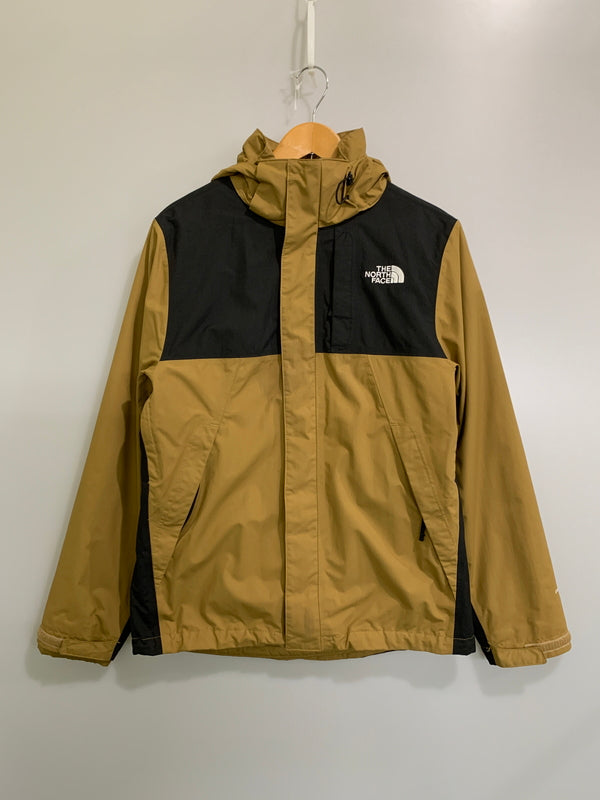 【中古品】【メンズ】 THE NORTH FACE ザ・ノースフェイス LONE PEAK TRI JKT NF0A3RSX ローンピーク トリクライメイト ジャケット 3way メンズ アウター アウトドア 144-260505-em-31-min サイズ：S カラー：カーキ 万代Net店