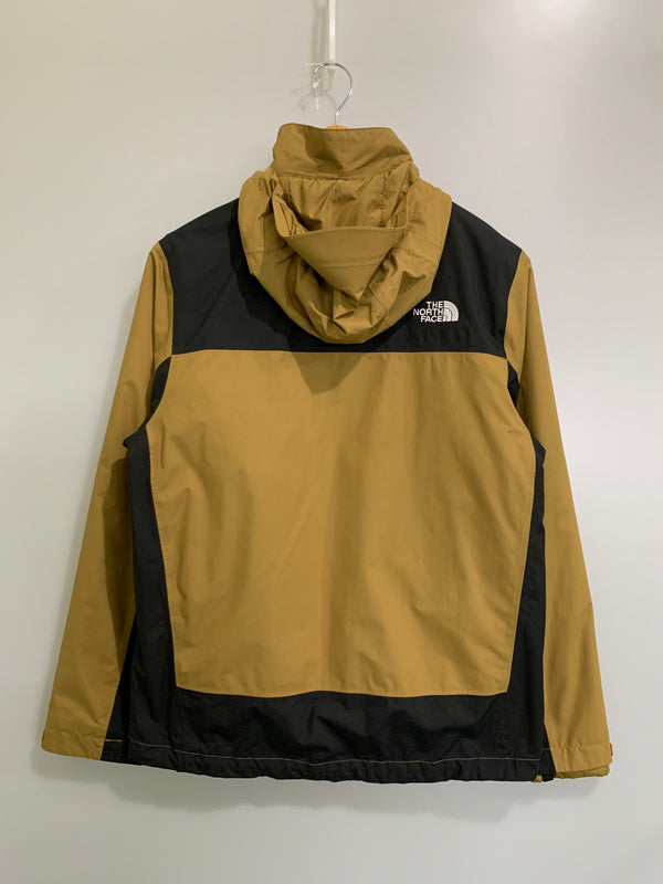 【中古品】【メンズ】 THE NORTH FACE ザ・ノースフェイス LONE PEAK TRI JKT NF0A3RSX ローンピーク トリクライメイト ジャケット 3way メンズ アウター アウトドア 144-260505-em-31-min サイズ：S カラー：カーキ 万代Net店