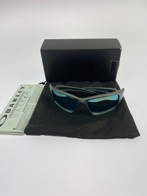 【中古品】【メンズ/レディース】 OAKLEY オークリー VALVE OO9236-11 バルブ サングラス スポーツ 60□16-133 偏光サングラス 203-260505-em-21-min カラー：ダークグレー 万代Net店