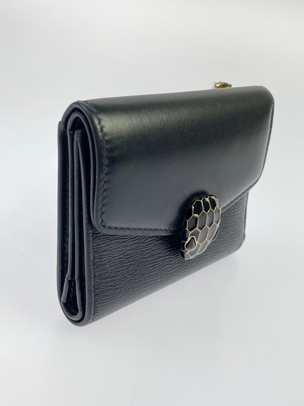 【中古品】【メンズ】 BULGARI ブルガリ SERPENTI FOREVER COMPACT WALLET セルペンティ フォーエバー コンパクト ウォレット 財布 三つ折り財布 181-260530-KS-19-min カラー：ブラック 万代Net店