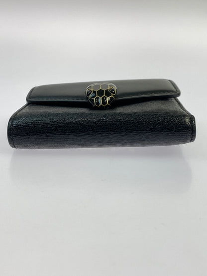 【中古品】【メンズ】 BULGARI ブルガリ SERPENTI FOREVER COMPACT WALLET セルペンティ フォーエバー コンパクト ウォレット 財布 三つ折り財布 181-260530-KS-19-min カラー：ブラック 万代Net店
